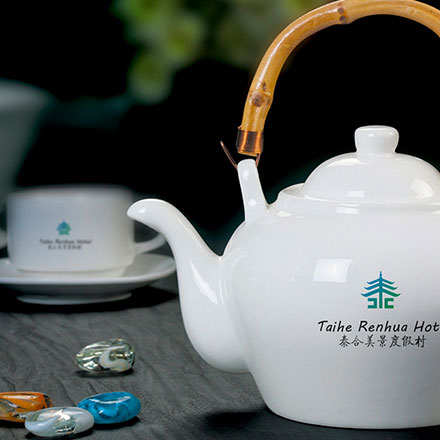 時(shí)尚粉色vip卡設(shè)計(jì)